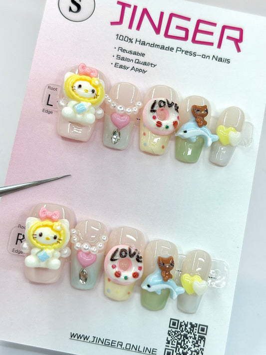 Hello Kitty Love